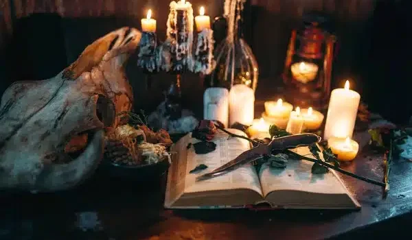 depositphotos_191432388-stock-photo-witchcraft-dark-magic-candles-ritual
